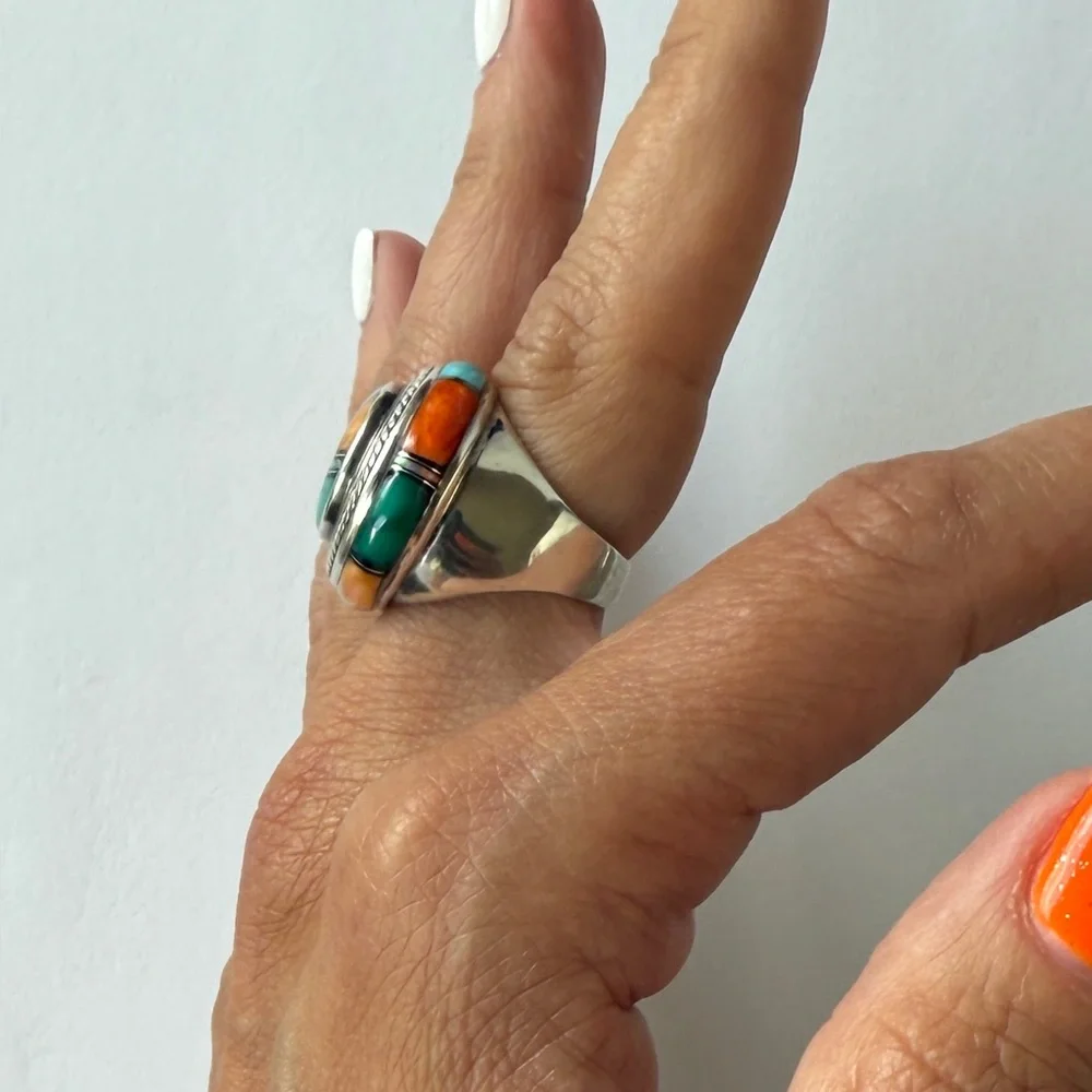 Genuine Turquoise & Sterling Sliver Native American Handmade Ring - Picture 3 of 9